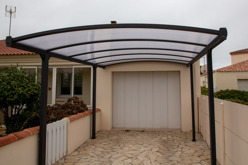 Pergola Roof Construction